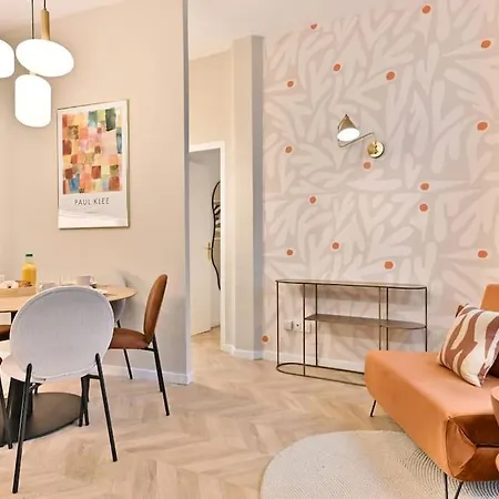 Proche Grand Boulevard - * Parigi